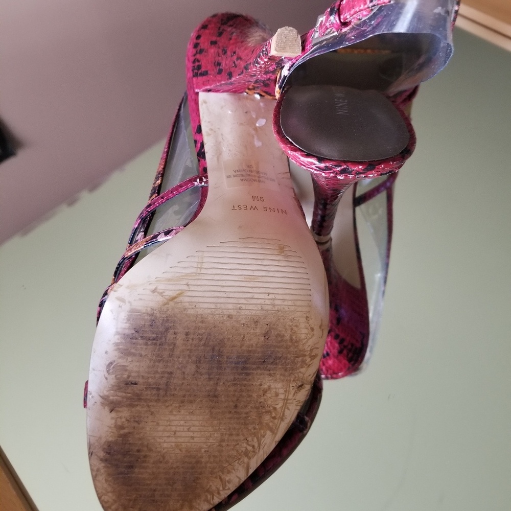 Shoes - Picture 4 of 4